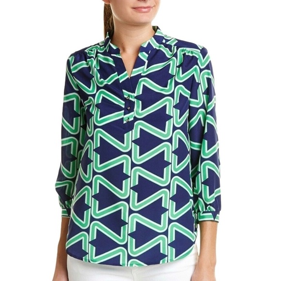 Elizabeth McKay Blouse 100% silk Geo print Career Wear Preppy Navy Green Size 0 - Picture 1 of 5